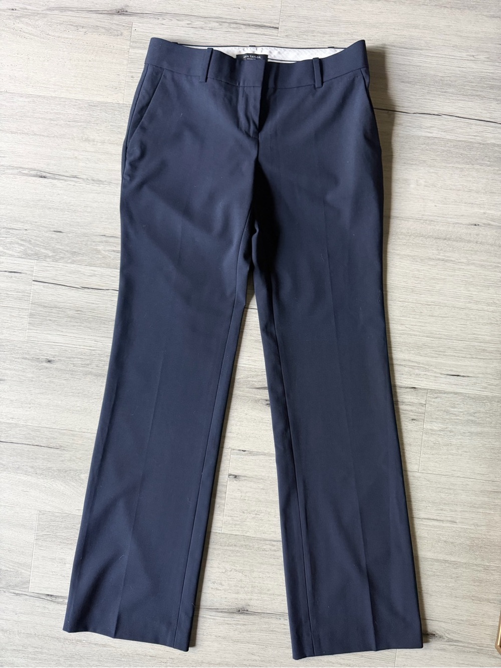 Ann Taylor Devin Fit Classic Navy Dress Pants